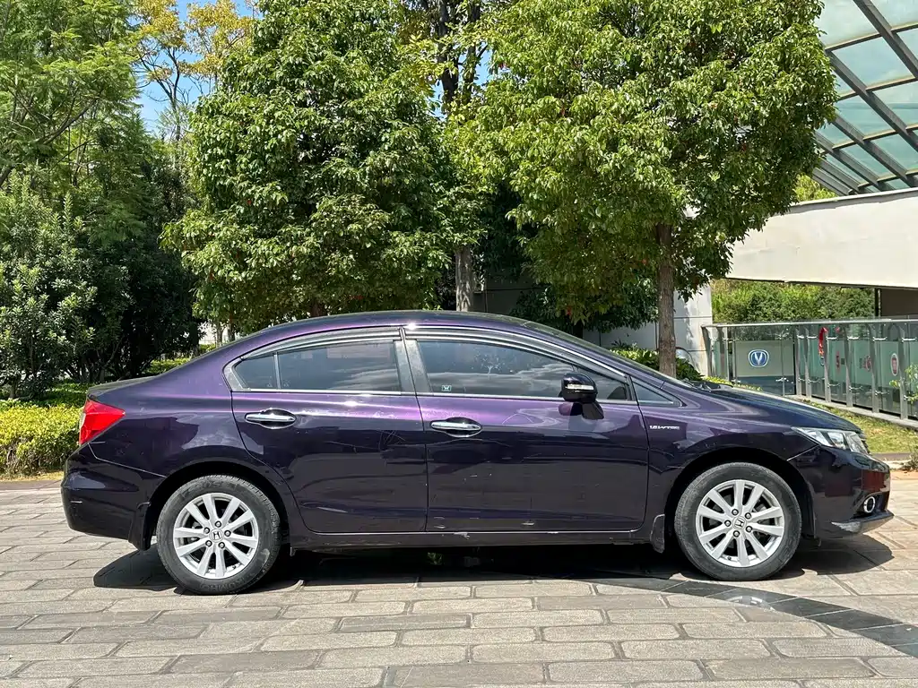 Honda Civic — миниатюра 4