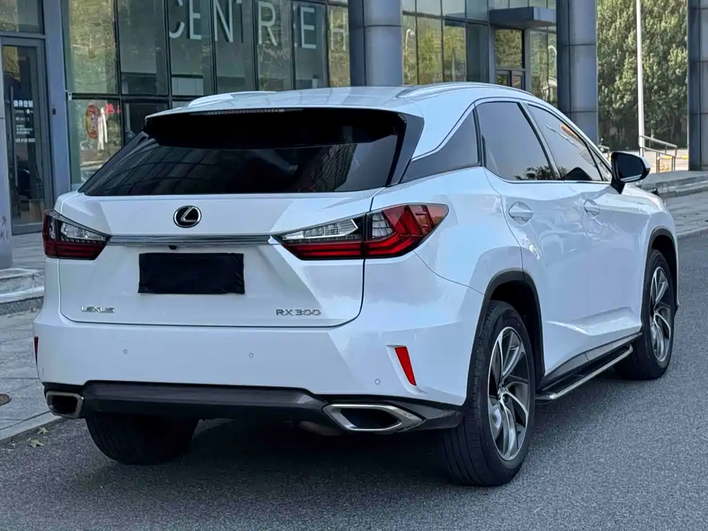 Lexus RX — миниатюра 4