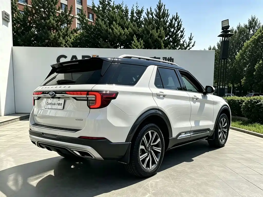 Ford Explorer — миниатюра 6
