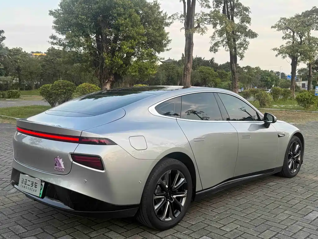 XPeng P7 — миниатюра 22