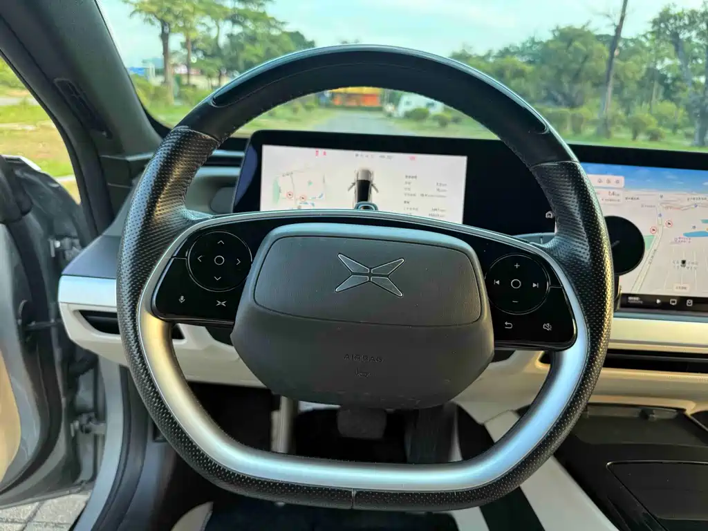 XPeng P7 — миниатюра 14