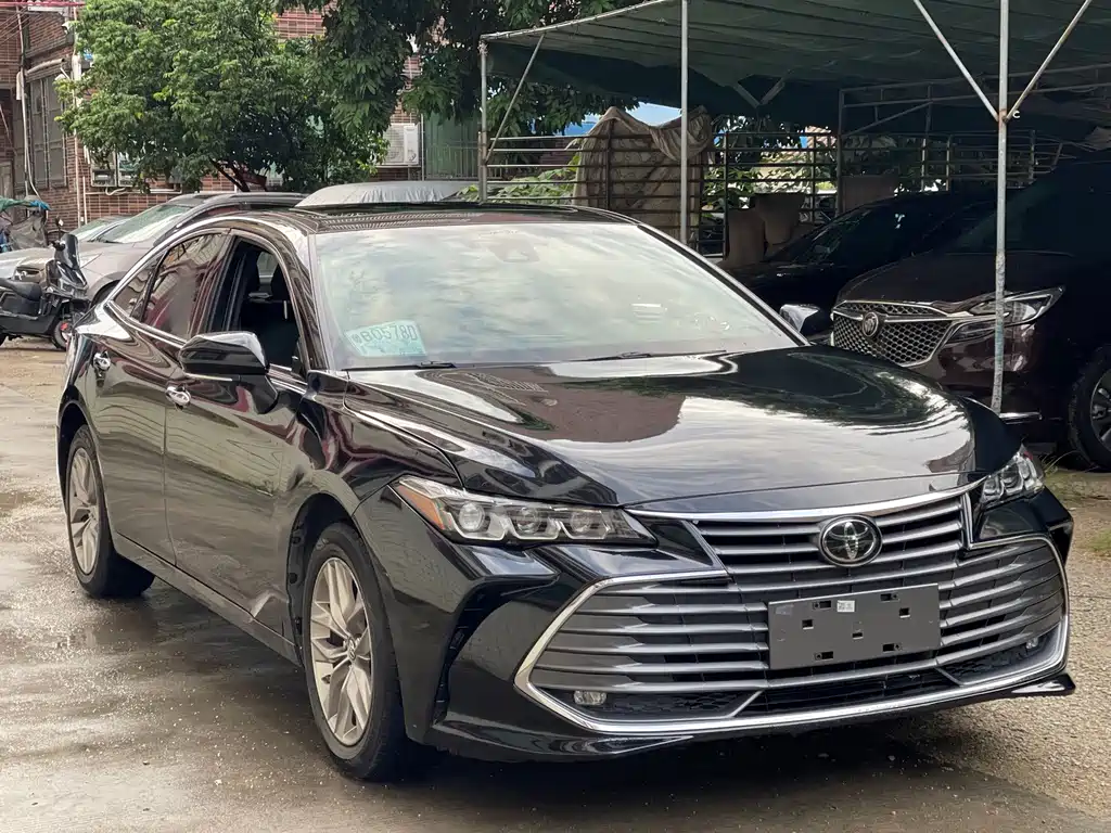 Toyota Avalon — миниатюра 3