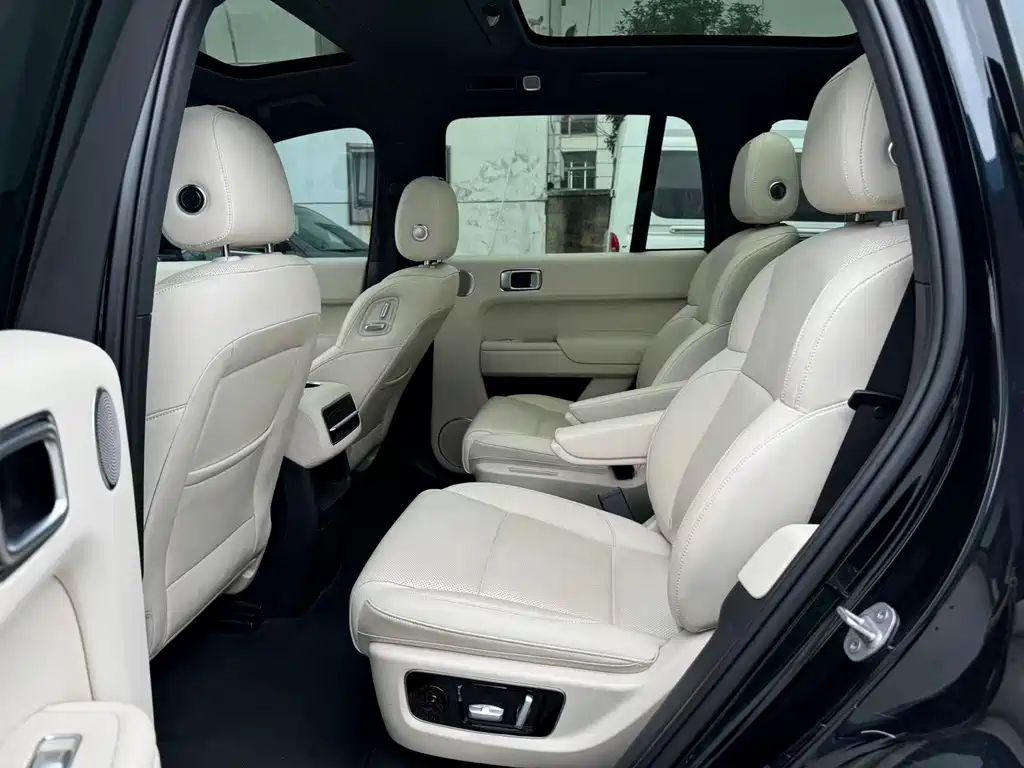 Li Auto Li L8 — миниатюра 4