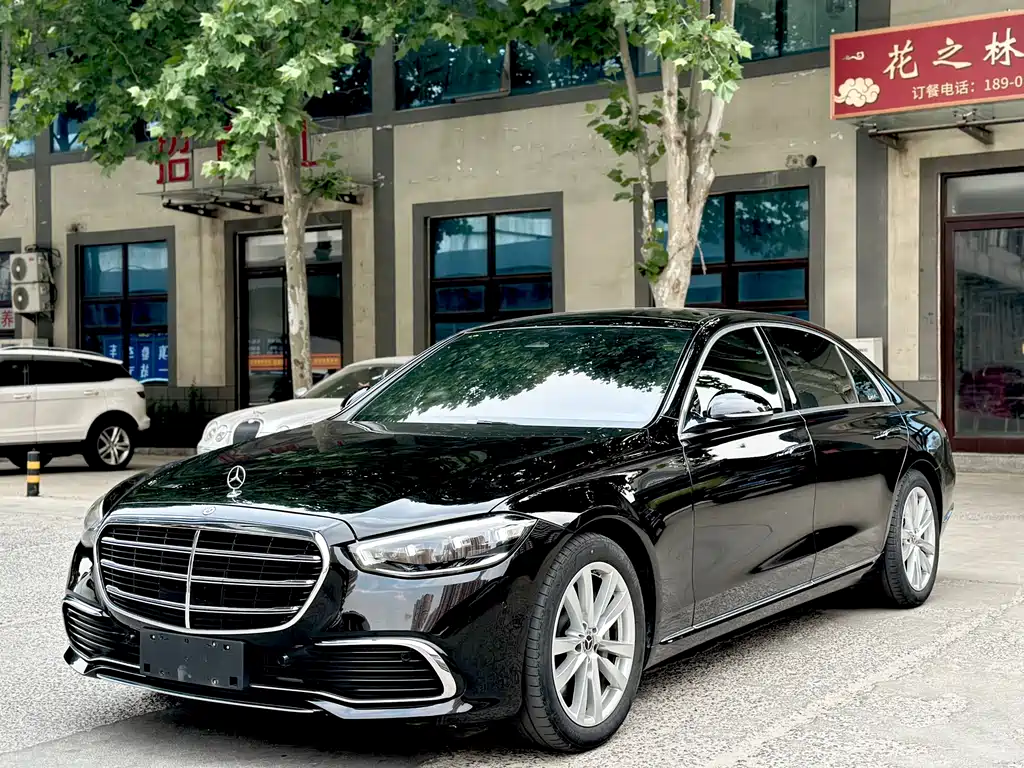 Mercedes-Benz S-Class 2023