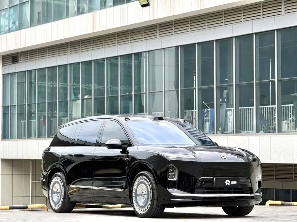 NIO ES8 — миниатюра 3