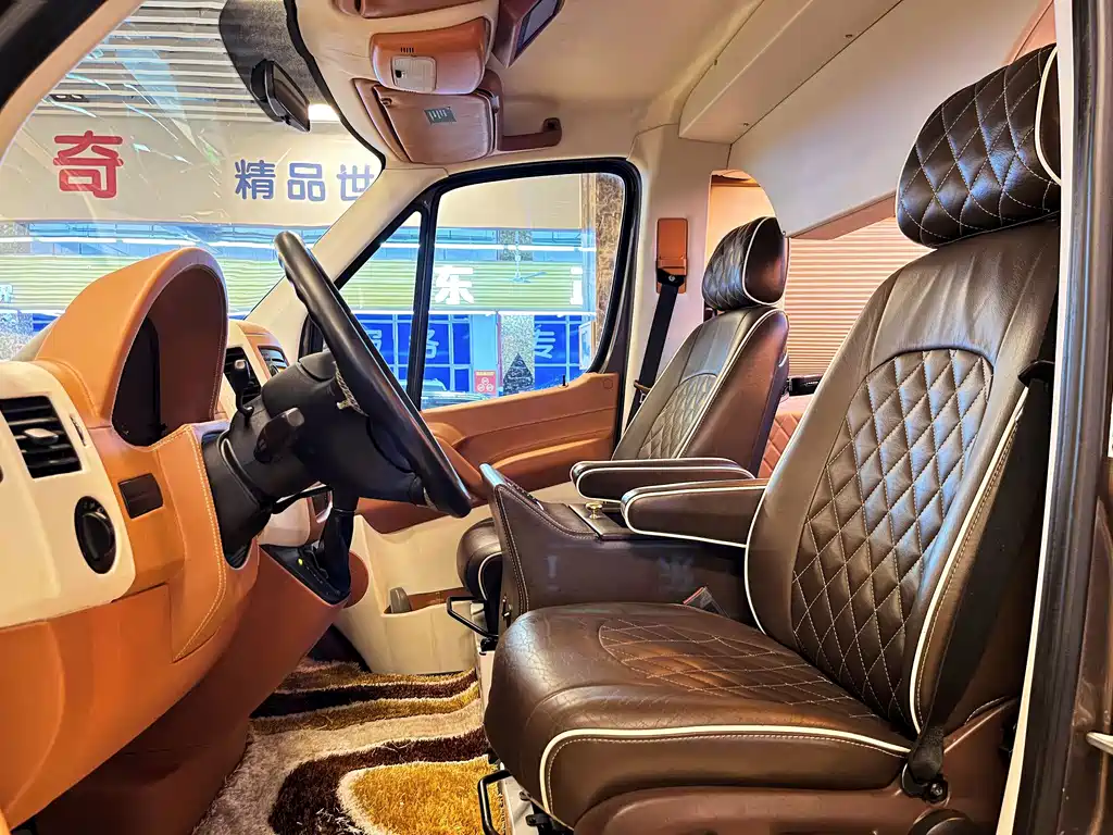 Mercedes-Benz Sprinter — миниатюра 12