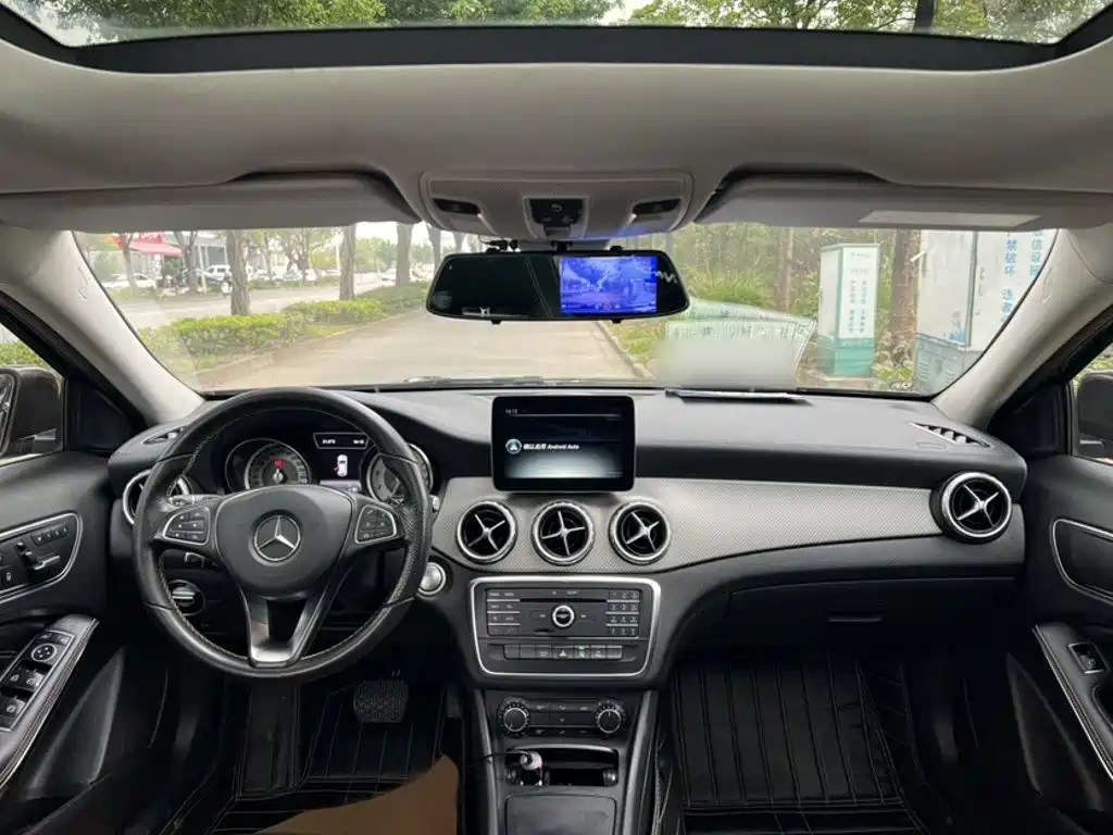 Mercedes-Benz GLA — миниатюра 15