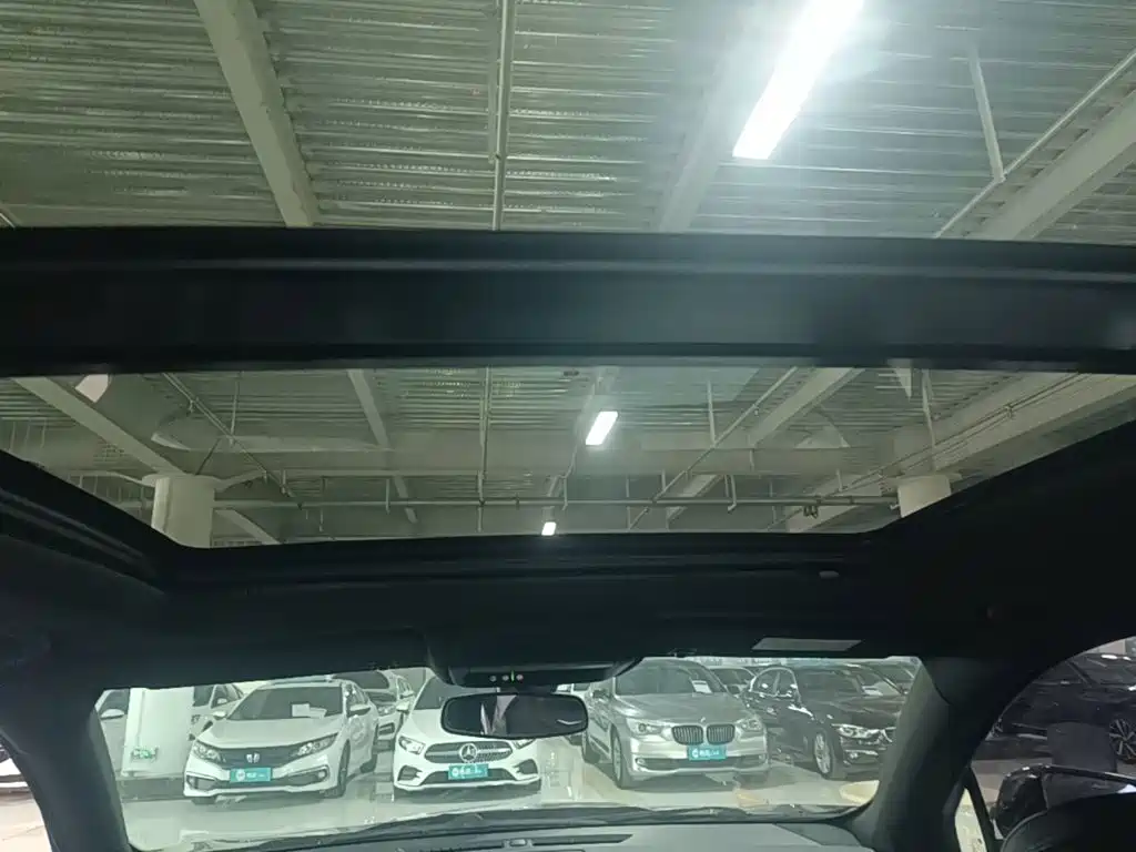 Cadillac XT4 — миниатюра 18