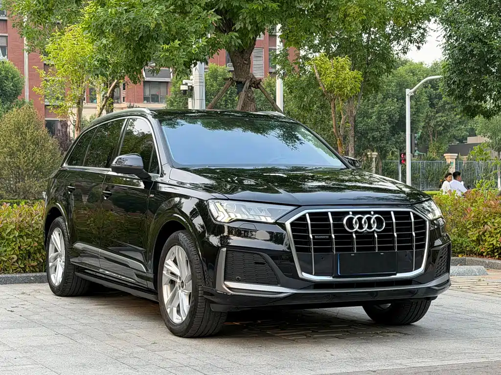 Audi Q7 2021
