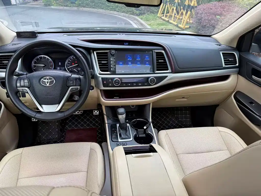 Toyota Highlander — миниатюра 4