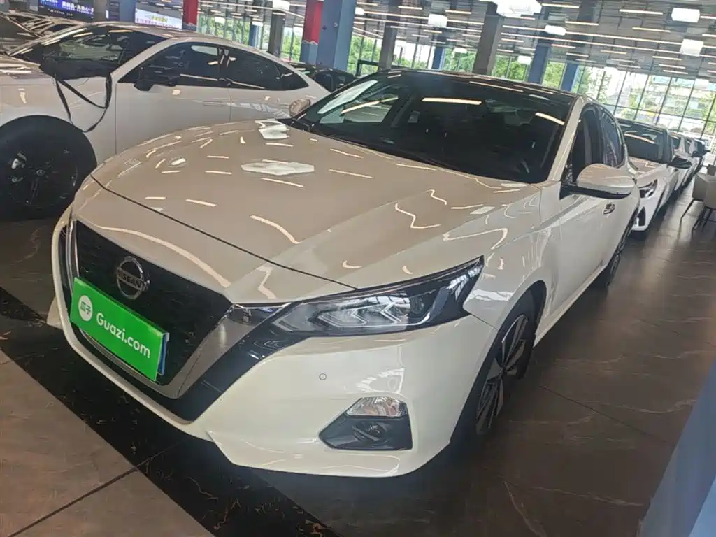 Nissan Teana 2022