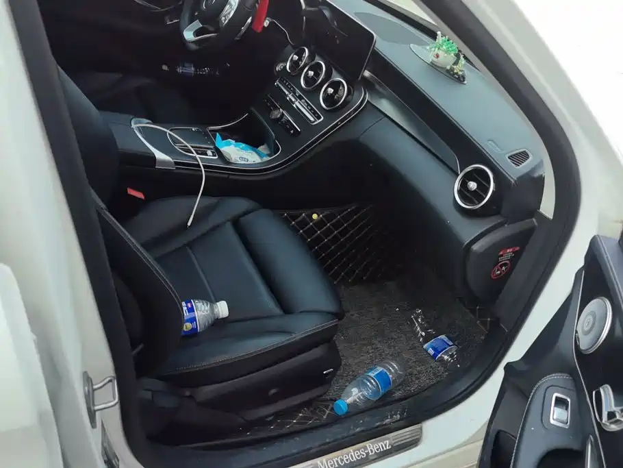 Mercedes-Benz C-Class — миниатюра 8