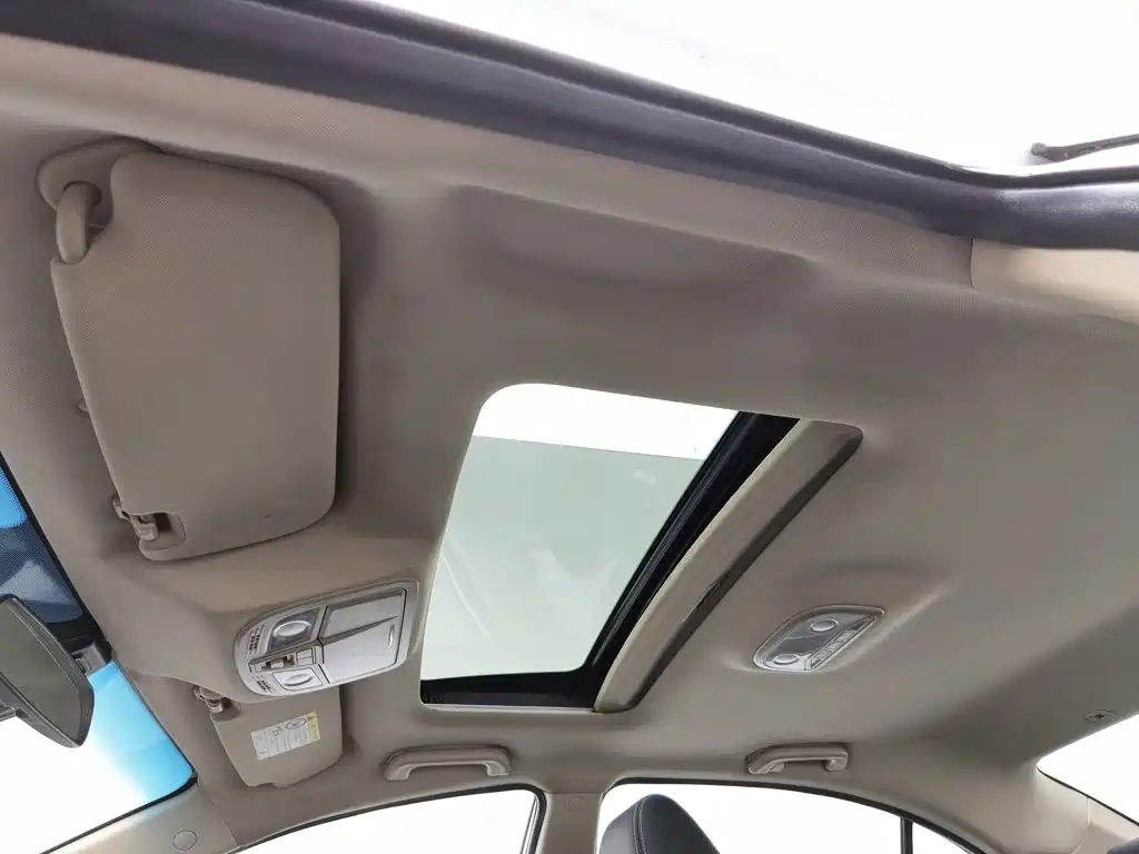 Geely Emgrand — миниатюра 14