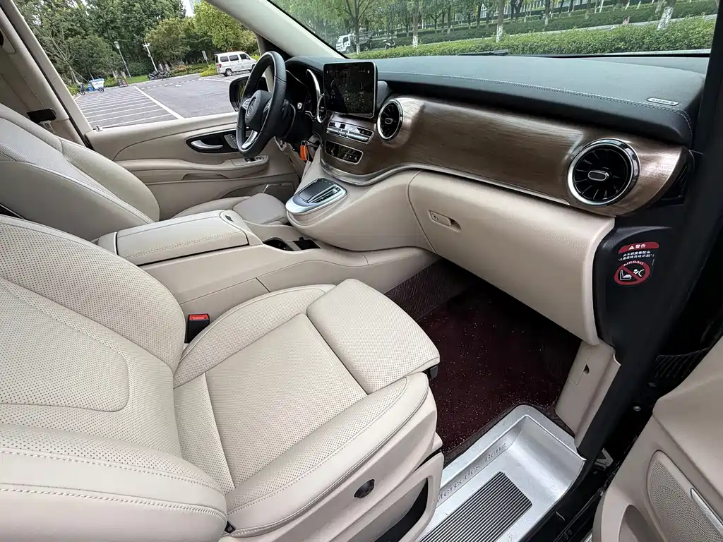 Mercedes-Benz V-Class — миниатюра 9