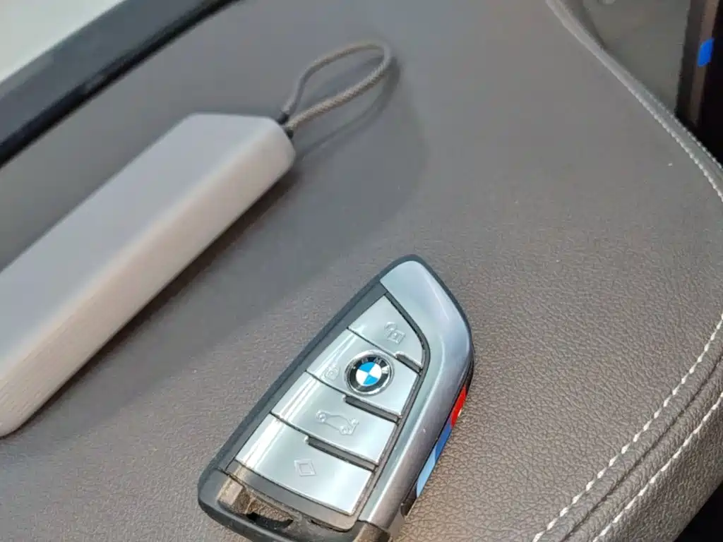 BMW 5 Series — миниатюра 9