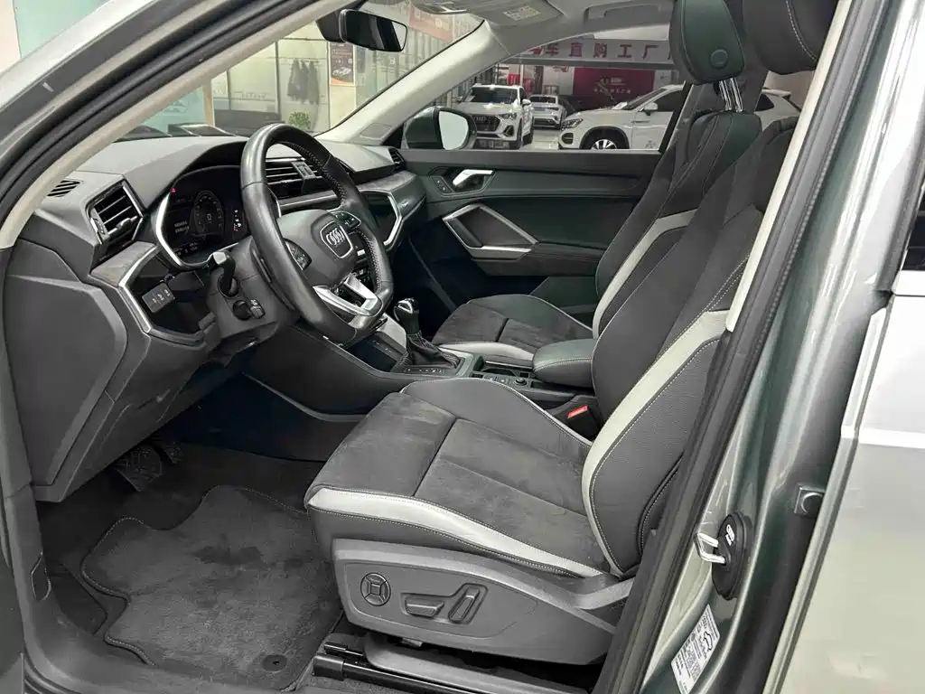 Audi Q3 — миниатюра 11
