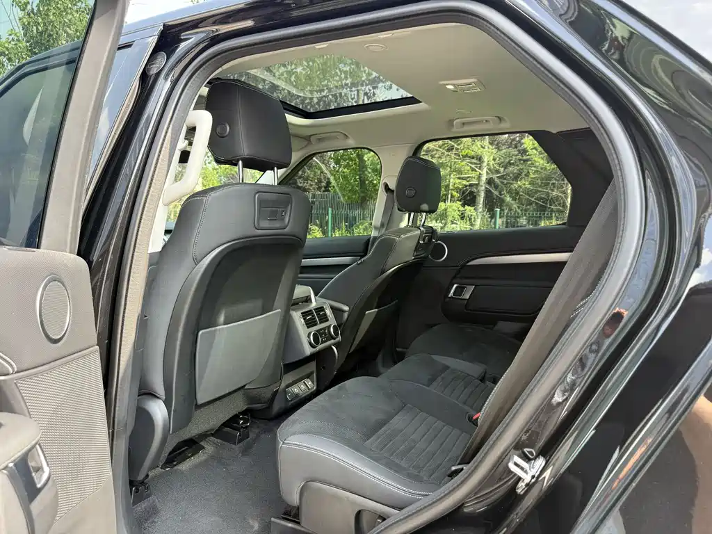 Land Rover Discovery 2021 360PS R-Dynamic S
