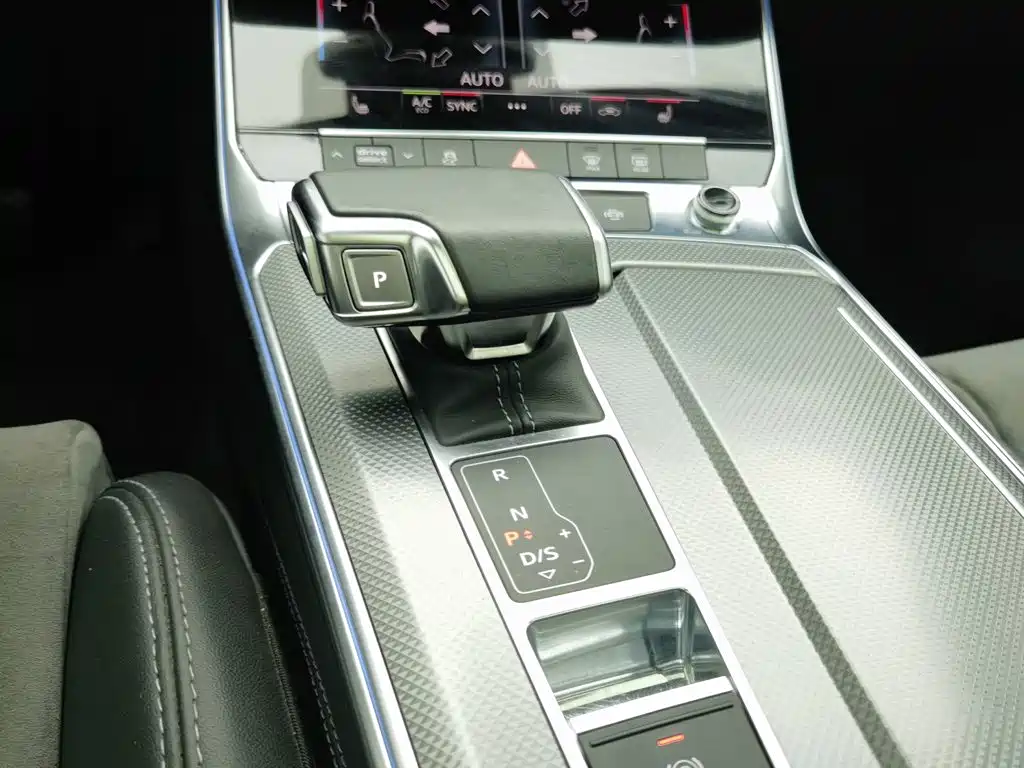 Audi A6L — миниатюра 13