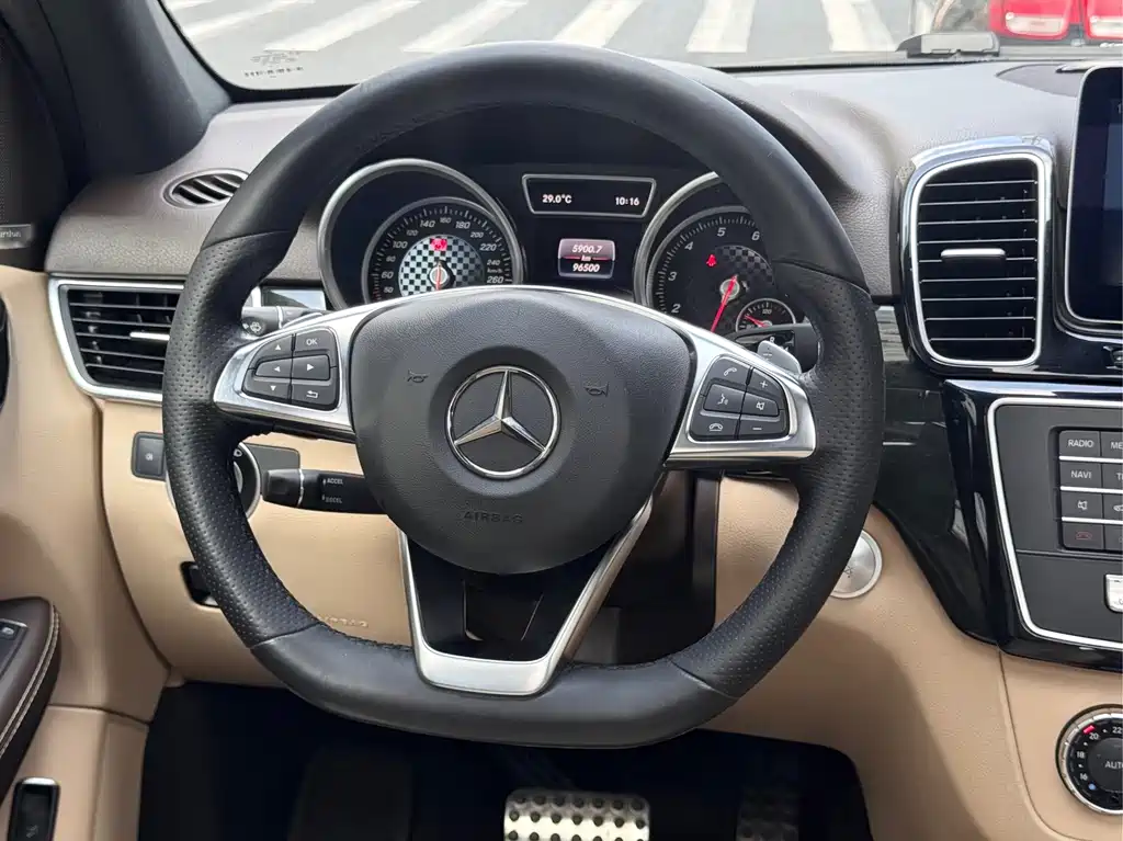 Mercedes-Benz GLE AMG — миниатюра 9