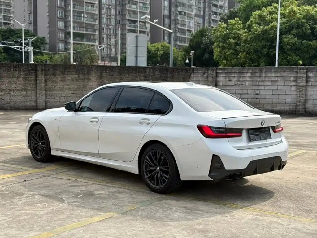 BMW 3 Series — миниатюра 6