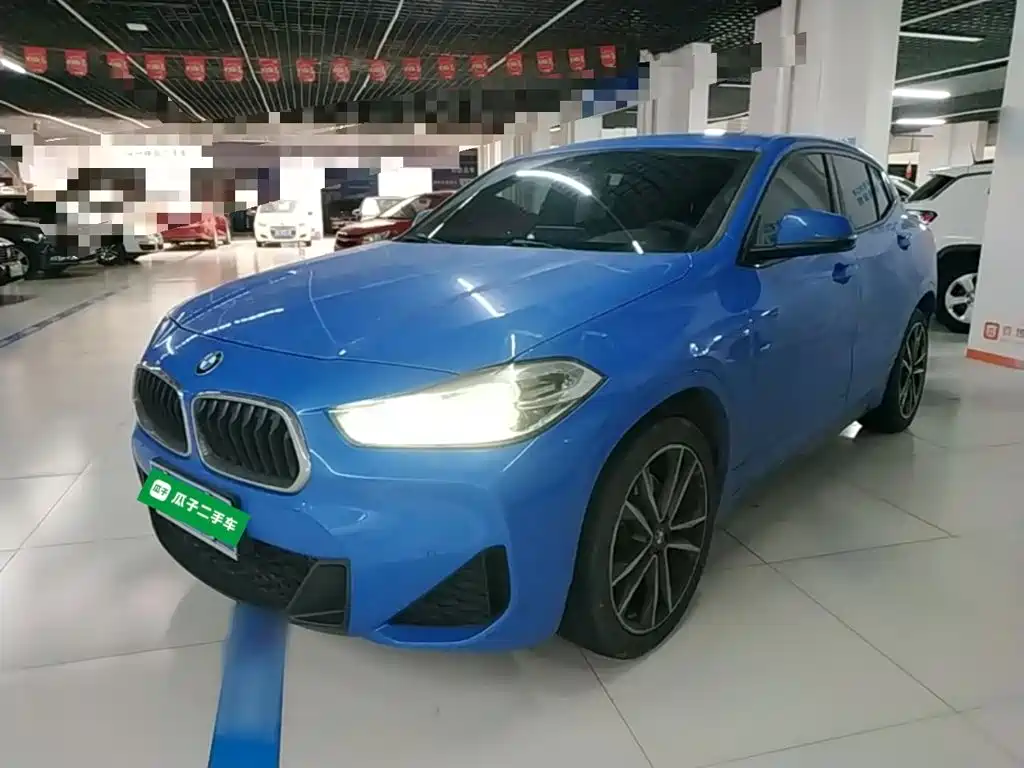 BMW X2