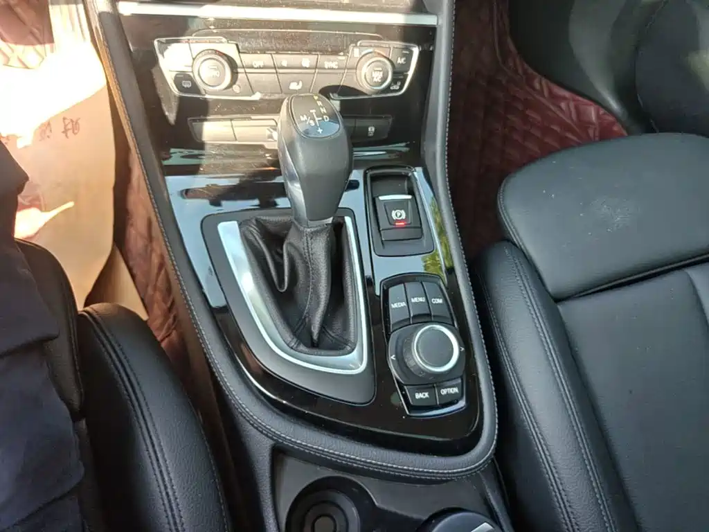 BMW 2 Series Active Tourer — миниатюра 14