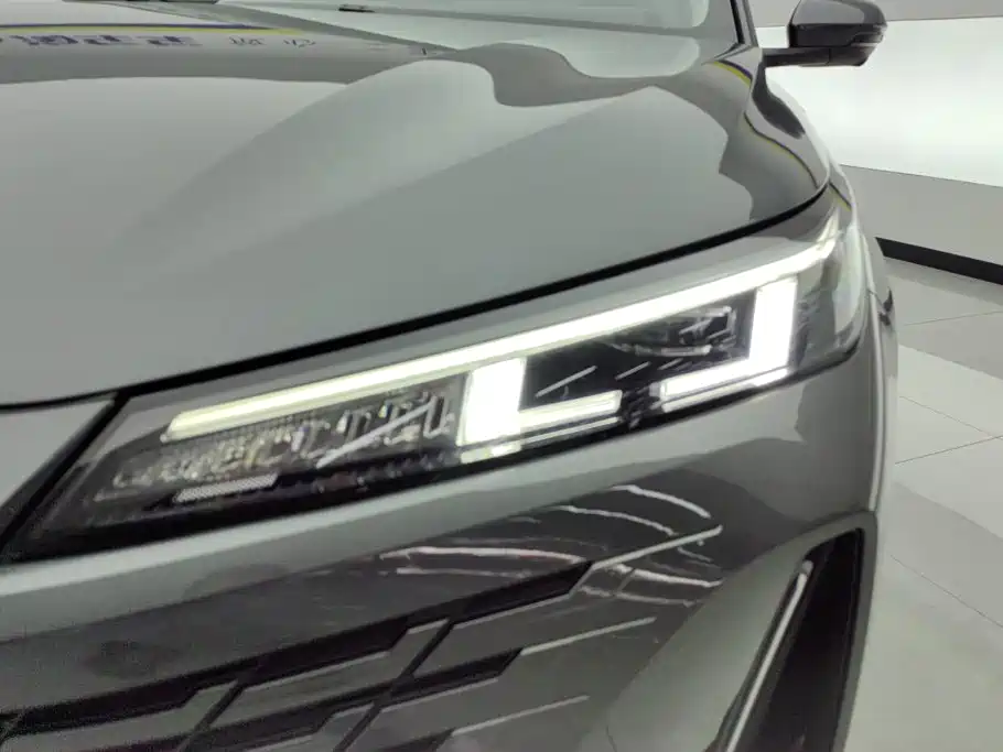 Changan Yida — миниатюра 5