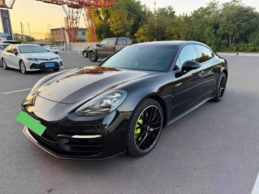 Porsche Panamera Hybrid