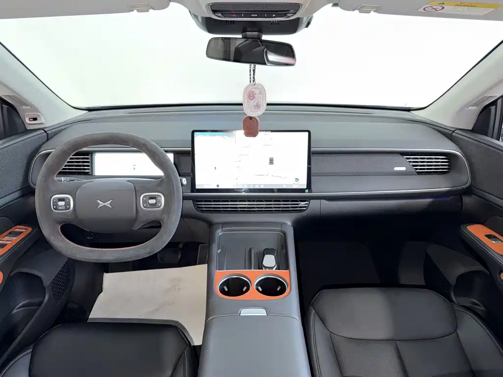 XPeng G6 — миниатюра 10