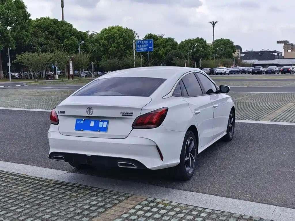 MG MG5 — миниатюра 5