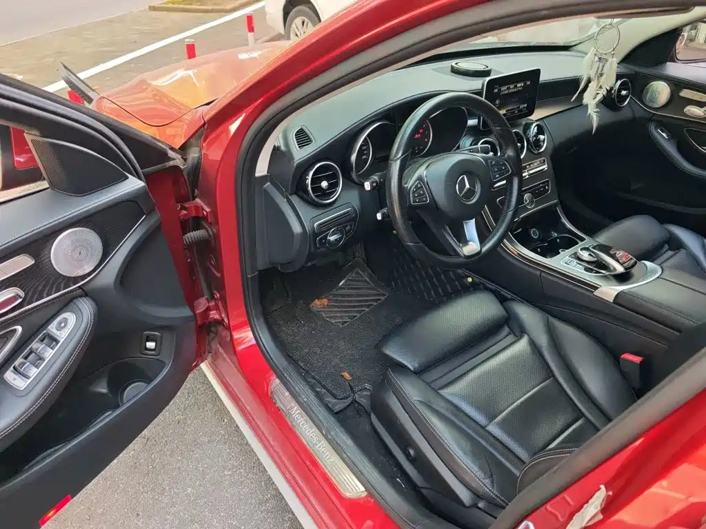 Mercedes-Benz C-Class — миниатюра 12