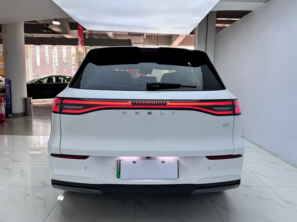 GEELY GALAXY GALAXY E5