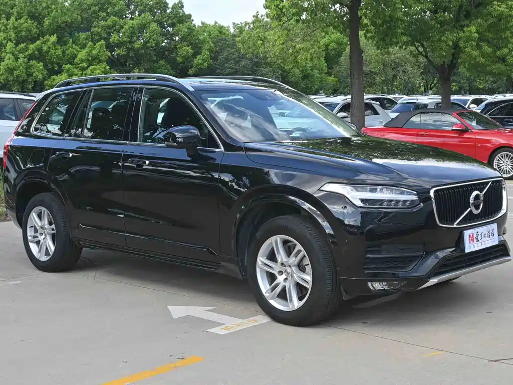 Volvo XC90 — миниатюра 6