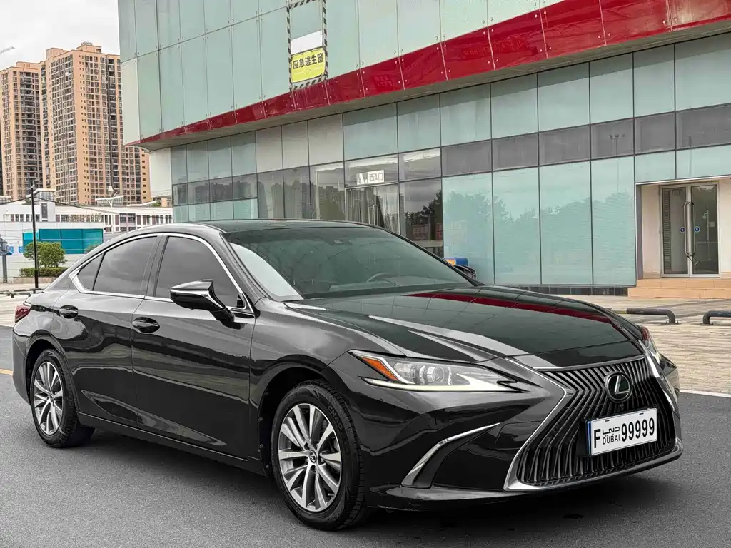 Lexus ES — миниатюра 3
