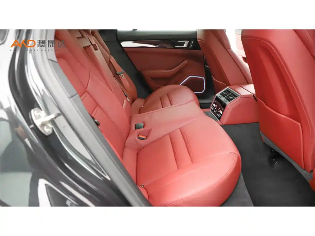 Porsche Panamera — миниатюра 8