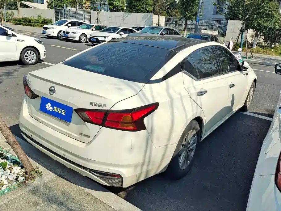 Nissan Teana — миниатюра 3