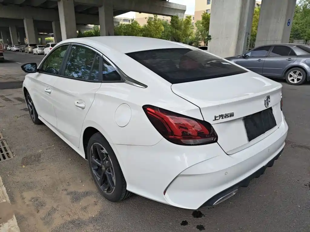 MG MG5 — миниатюра 5