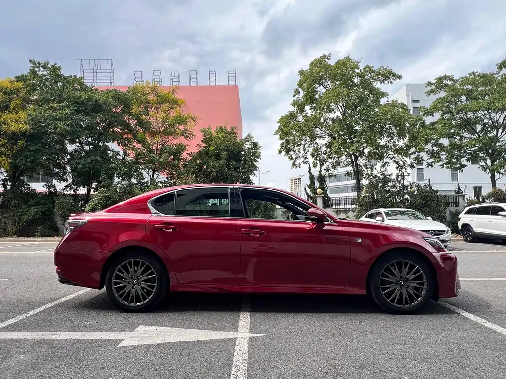 Lexus GS — миниатюра 4