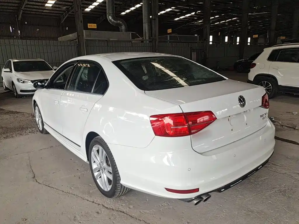 Volkswagen Sagitar — миниатюра 5