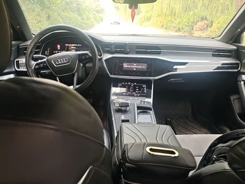 Audi A6L — миниатюра 10