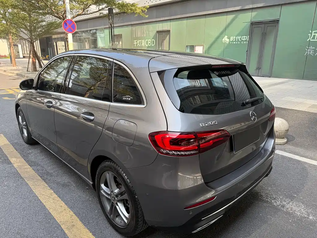 MERCEDES-BENZ B CLASS