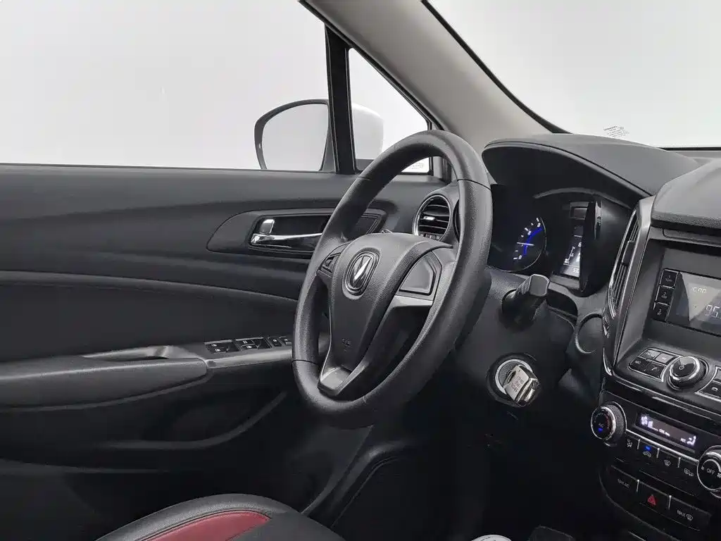 Changan CS15 — миниатюра 22
