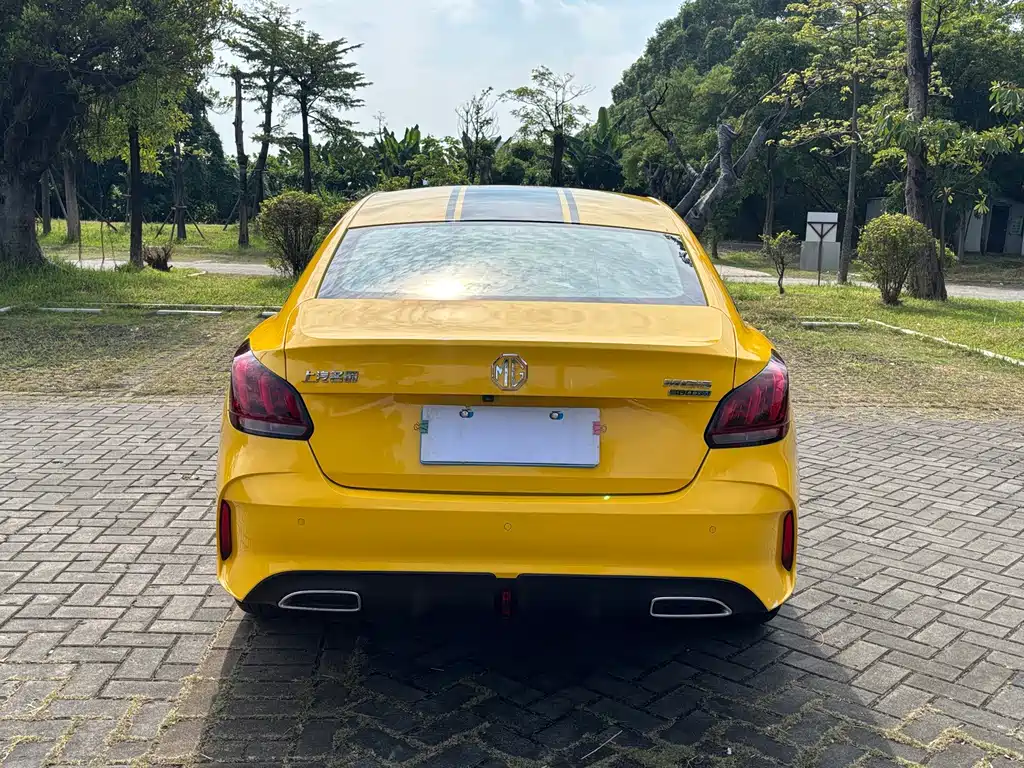 MG MG5 — миниатюра 16