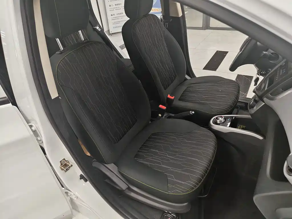 Changan Benben E-Star — миниатюра 13