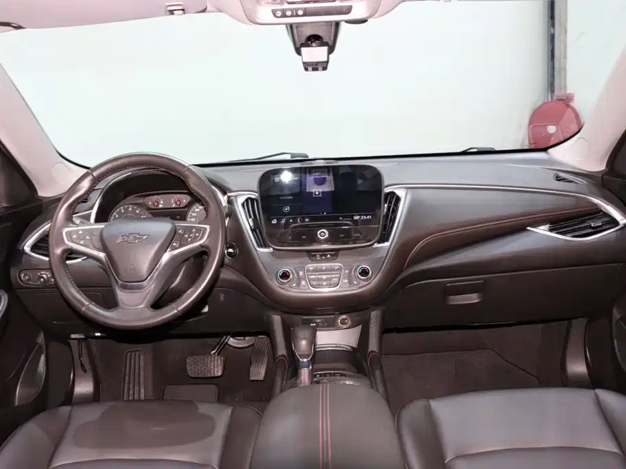 Chevrolet Malibu XL — миниатюра 12