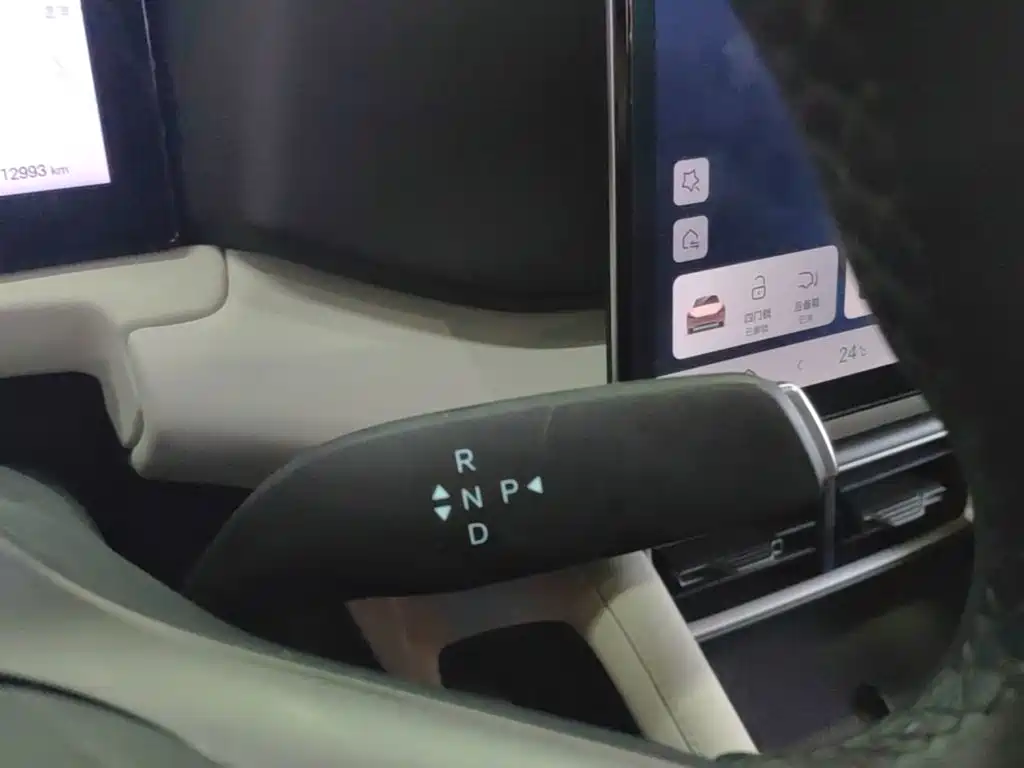 BYD Yuan UP — миниатюра 14