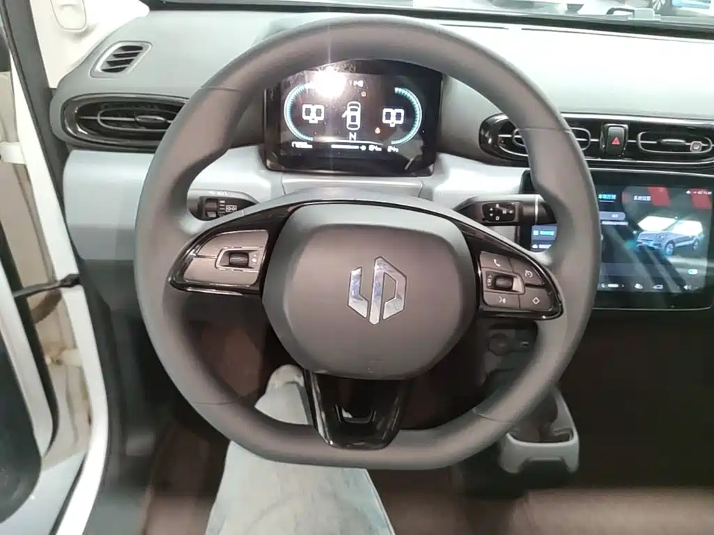 Leapmotor Leapmotor T03 — миниатюра 11