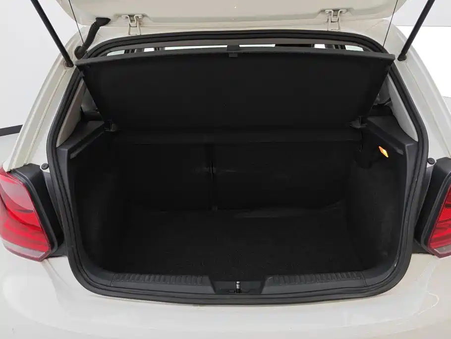 Volkswagen Polo — миниатюра 4