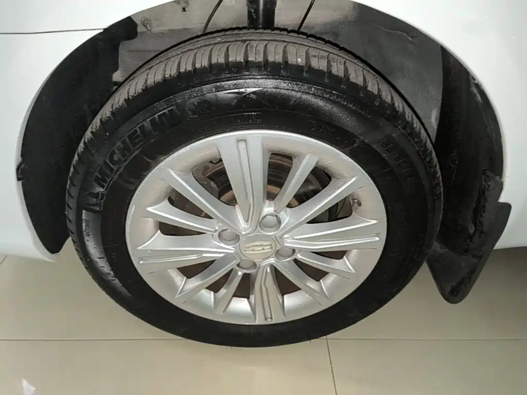 Geely King Kong — миниатюра 23