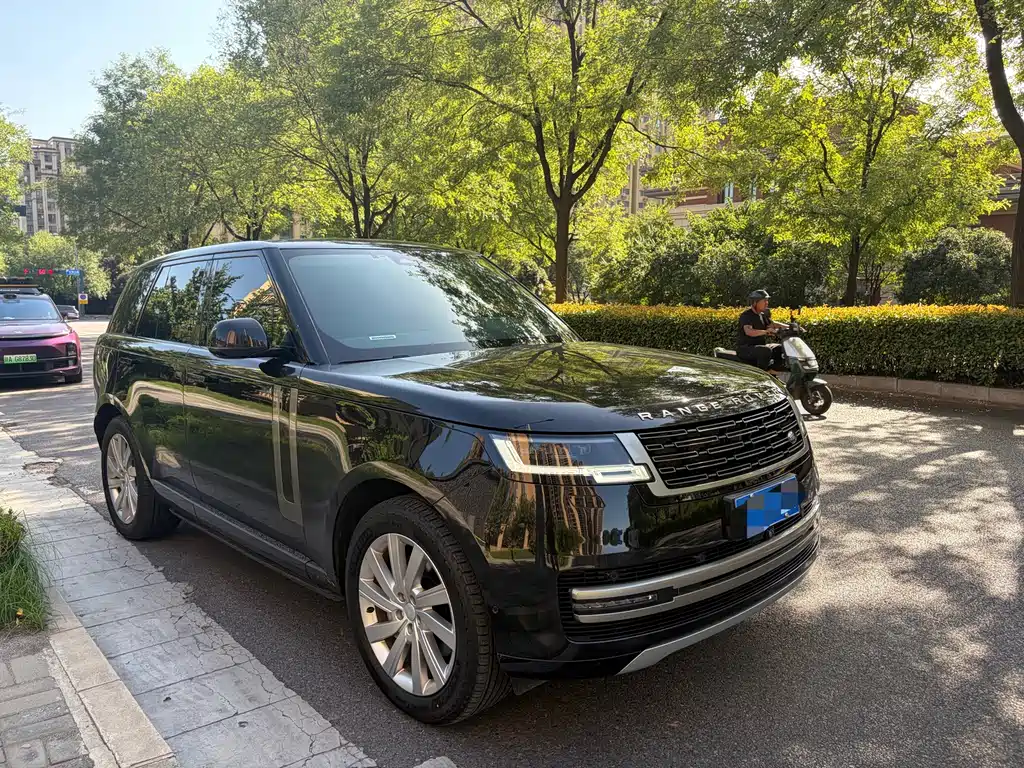 Land Rover Range Rover — миниатюра 3